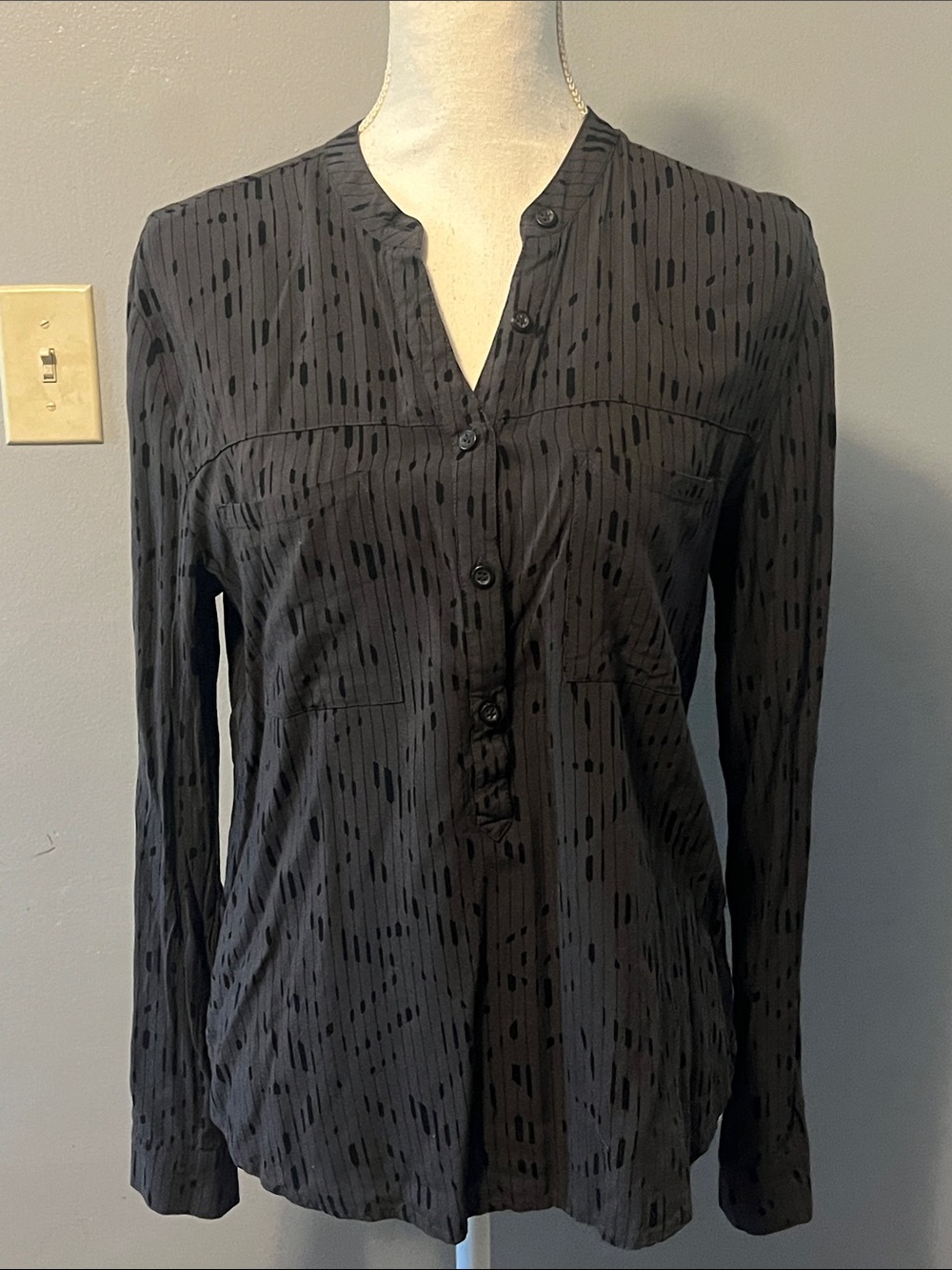 Alternative Apparel Black Patterned Long Sleeve Button-Front Shirt